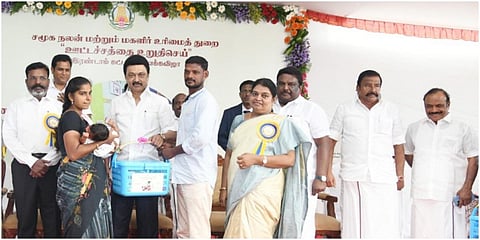 அரியலூரில் நடந்த அரசு நிகழ்ச்சியில் ஊட்டச்சத்து உறுதித்திட்டத்தை 2-ம் கட்டமாக தமிழக முதல்வர் மு.க.ஸ்டாலின் இன்று தொடங்கி வைத்தார்.