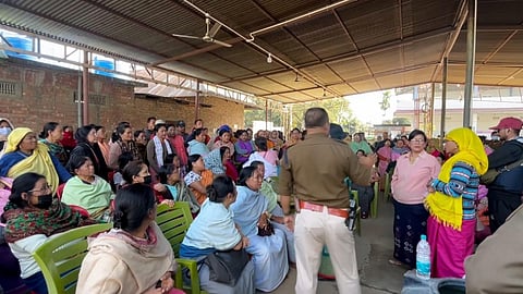 மணிப்பூரில் மாயமானோரில் 3 பேரின் உடல்கள் மீட்பு - 5 மாவட்டங்களில் பதற்றம்