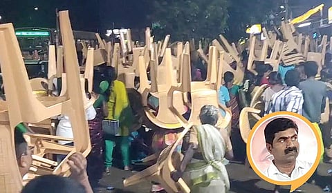 கூட்டமா வாங்க... சேரோட போங்க! - நூதன முறையில் பொதுக் கூட்டத்துக்கு ஆள் சேர்த்த திருப்பூர் அதிமுக