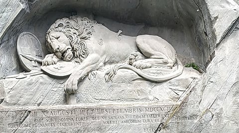 ஸ்விஸ் எனும் சொர்க்கம் 21: கல்லில் வடிக்கப்பட்ட அற்புதமான நினைவுச் சின்னம்!