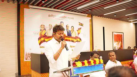 டிசம்பர் இறுதிக்குள் மாவட்ட செயலாளர்களை நியமிக்க தவெக திட்டம்