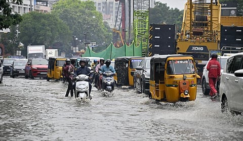 அரசின் தீவிரக் கவனத்தைக் கோரும் வானிலை நிகழ்வுகள்