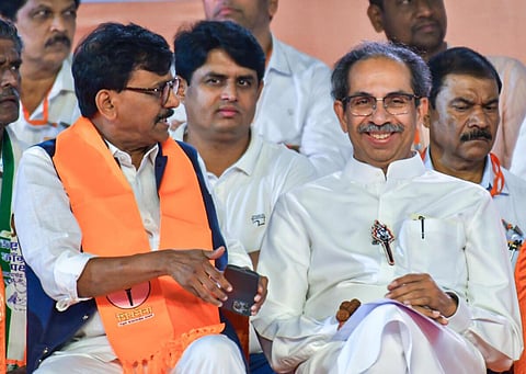 உத்தவ் தாக்கரே உடன் சஞ்சய் ராவத் | கோப்புப் படம்