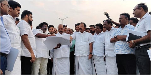 விழுப்புரத்தில் அமையவள்ள சமூகநீதி போராளிகள் மணிமண்டப பணிகளை அமைச்சர்கள் எ.வ.வேலு, பொன்முடி ஆகியோர் ஆய்வு செய்தனர்.