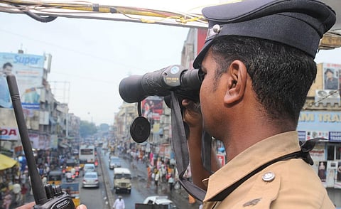 காலத்துக்கேற்ற மாற்றம் காவல்துறைக்கு அவசியம்