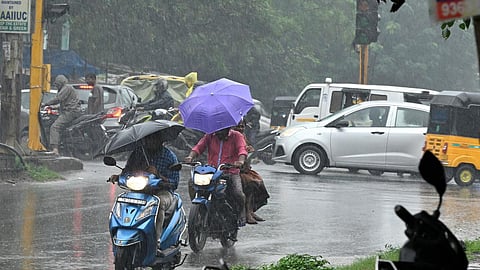 ஃபெஞ்சல் புயல்: மக்கள் பாதுகாப்பாக இருக்க தமிழக அரசு அறிவுறுத்தல்