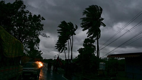 Rain Alert: அடுத்த 3 மணி நேரத்துக்கு புதுச்சேரி, விழுப்புரத்தில் கனமழை வாய்ப்பு