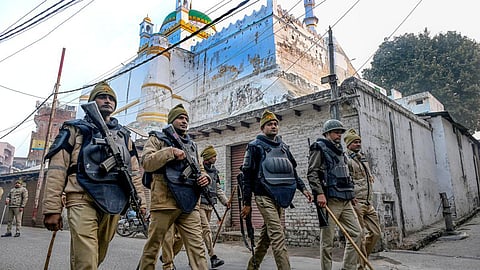 உ.பி.யின் சம்பல் மசூதியில் சட்டவிரோத கட்டுமானங்கள்: நீதிமன்றத்தில் ஏஎஸ்ஐ தாக்கல் செய்த மனுவில் தகவல்