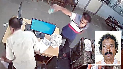 சார் பதிவாளர் மீது பெட்ரோல் ஊற்றி தீவைக்க முயற்சி: டிராவல்ஸ் உரிமையாளர் கைது