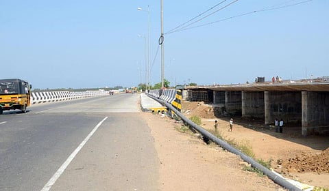 ஓஎம்ஆர் - இசிஆர் இணைப்பு திட்டம் தாமதம்: பணம் ஒதுக்கியும் நிலம் எடுக்கவில்லை!
