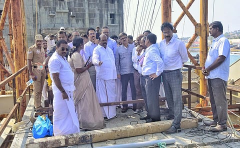 குமரி கண்ணாடி கூண்டு பாலத்தை டிச.30-ல் முதல்வர் ஸ்டாலின் திறந்து வைக்கிறார்: அமைச்சர் எ.வ.வேலு