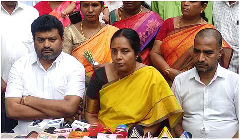 பழங்குடியின பெண் எம்.பி-யை அவமதித்த ராகுல் காந்தி பகிரங்க மன்னிப்பு கேட்க வேண்டும்: வானதி சீனிவாசன்