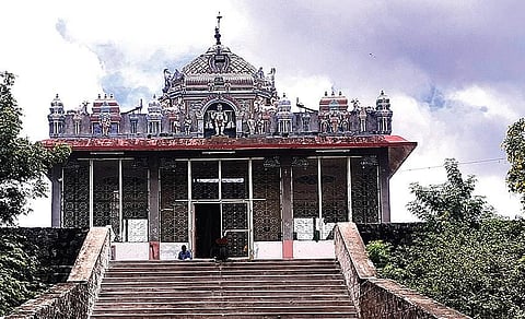 இடும்பன் கோயில்.