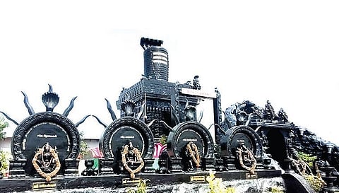 1008 லிங்கங்களுடன் ராஜராஜ லிங்கேஸ்வரர் ஆலயம்