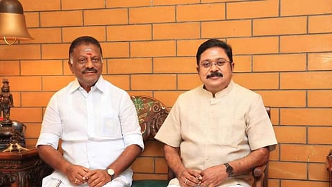 பேரவையில் வாசித்த ஆளுநர் உரையில் உண்மையில்லை: ஓ.பன்னீர்செல்வம், டிடிவி தினகரன் குற்றச்சாட்டு