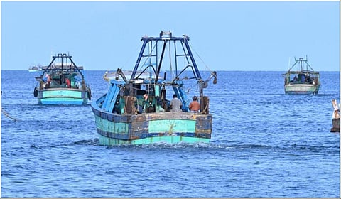 தமிழக மீனவர்கள் 6 பேர் விடுதலை; 2 பேருக்கு சிறை: இலங்கை நீதிமன்றம் உத்தரவு