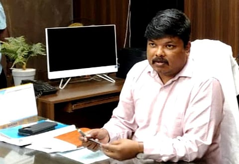 புதிய தேர்தல் அலுவலர் ஸ்ரீகாந்த்