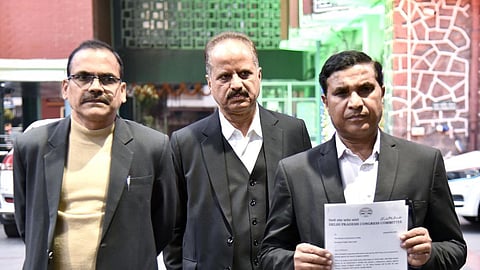 நேர்மையற்ற தலைவர்கள் பட்டியலில் ராகுல்: ஆம் ஆத்மி சுவரொட்டிக்கு காங்கிரஸ் எதிர்ப்பு