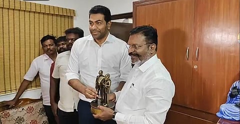 “விஜய்க்கும், திருமாவளவனுக்கும் ஒரே கொள்கைதான்” - தவெகவில் இணைந்த ஆதவ் அர்ஜுனா கருத்து 
