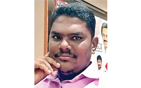 இன்பநிதிக்காகவும் பணிபுரிய வேண்டியிருக்கும் என்பதால் கட்சியில் இருந்து விலகுவதாக திமுக நிர்வாகி அறிவிப்பு