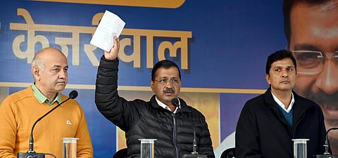 மணீஷ் சிசோடியா, அரவிந்த் கேஜ்ரிவால், சவுரப் பரத்வாஜ் | படம்: ஷிவ் குமார் புஷ்கர்