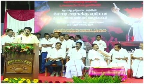 தனிநாடு கேட்ட திமுக எம்எல்ஏ; தடுக்க முயன்ற கே.என். நேரு; விளக்கமளித்த ஆ.ராசா