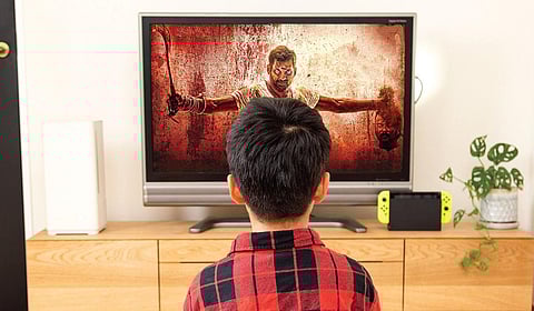 காட்சி ஊடகம் எனும் ஆக்கிரமிப்பாளர் | மனதின் ஓசை 10