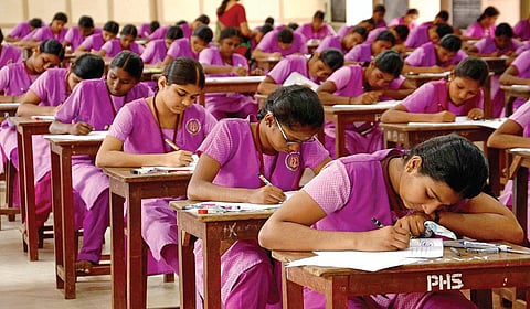 தேர்வை நோக்கிய பயணம்