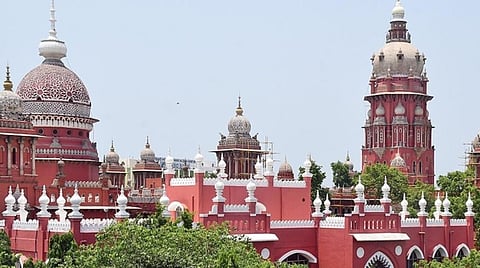 ரூ. 20 லட்சம் வழிப்பறி வழக்கில் கைதான வருமான வரி அதிகாரிகள் 3 பேரின் ஜாமீன் மனு தள்ளுபடி