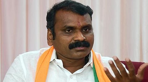 மத்திய அரசுக்கு ஒத்துழைப்பு கொடுக்காததால் தமிழகத்துக்கு வரவேண்டிய ரூ.5000 கோடி நிலுவையில் உள்ளது: எல்.முருகன் குற்றச்சாட்டு