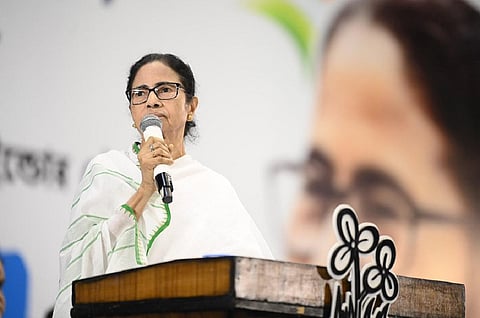 ‘தேர்தல் ஆணைய அலுவலகம் முன் காலவரையற்ற போராட்டம் நடத்த தயங்க மாட்டேன்’ - மம்தா எச்சரிக்கை