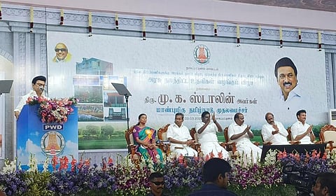 நாகையில் நடந்த  விழாவில் பேசும் தமிழக முதல்வர் மு.க.ஸ்டாலின்
