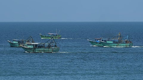 ராமேசுவரம் மீனவர்கள் 6 பேரின் காவல் 2வது முறையாக நீட்டிப்பு - இலங்கை நீதிமன்றம் உத்தரவு