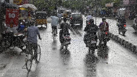 தமிழகத்தில் மார்ச் 10-ம் தேதி முதல் 3 நாட்களுக்கு மழை பெய்ய வாய்ப்பு