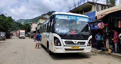 2 ஆண்டுகளுக்கு பிறகு பேருந்து சேவை - மணிப்பூரில் நடந்த மோதலில் ஒருவர் உயிரிழப்பு; 25 பேர் காயம்