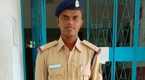 பதவியை ராஜினாமா செய்துவிட்டு மாவட்ட பஞ்சாயத்து உறுப்பினரான போலீஸ் ஏஎஸ்ஐ!