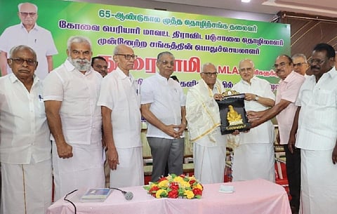 ‘65 ஆண்டுகளாக யாருமே எதிர்த்து போட்டியிடவில்லை!” - திராவிட இயக்க மூத்த தலைவர் சு.துரைசாமிக்கு பாராட்டு