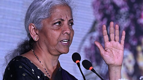 உணர்வுகளை தூண்டும் வகையில் அரசியல் செய்கின்றனர்: மத்திய நிதியமைச்சர் நிர்மலா சீதாராமன் குற்றச்சாட்டு