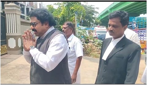 கோவை சிபிசிஐடி அலுவலகத்தில் விசாரணைக்கு ஆஜரான சுதாகரன்.