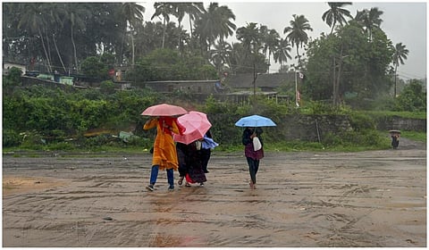 தமிழகத்தில் ஏப்ரல் 2, 3 தேதிகளில் கனமழைக்கு வாய்ப்பு: வானிலை ஆய்வு மையம்