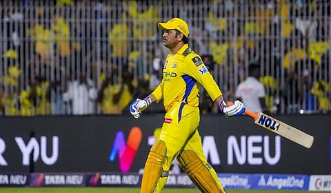 ‘போதும்... ஆளை விடுங்கடா!’ - தோனியை எப்படி ‘டீல்’ செய்யப் போகிறது சிஎஸ்கே நிர்வாகம்?