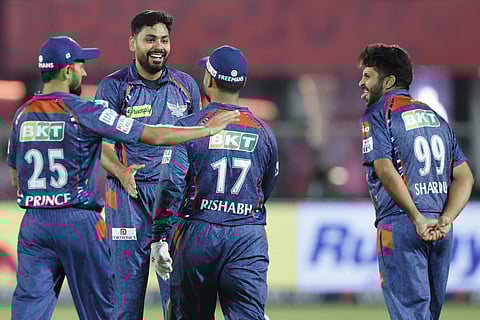 ஆவேஷ் கான் அசத்தல் பவுலிங்: லக்னோ த்ரில் வெற்றி! | RR vs LSG