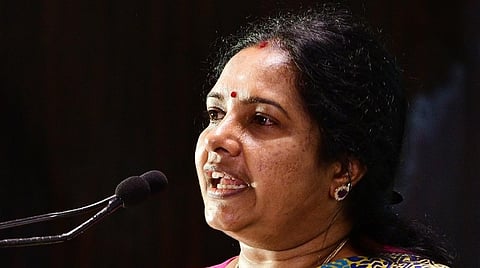 அமைச்சர்களுக்கும் அரசு மீது அதிருப்தி: வானதி விமர்சனம்