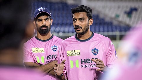 பவர்பிளேவில் அதிக ரன்களை வழங்கிவிட்டோம்: சொல்கிறார் டெல்லி கேப்டன் அக்சர் படேல்