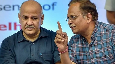 மணிஷ் சிசோடியா, சத்யேந்தர் ஜெயின்