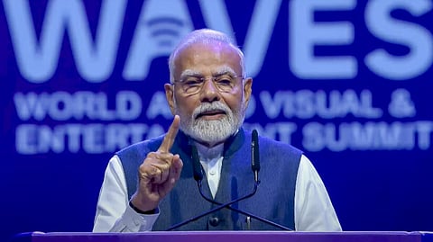 ''மனிதநேயத்துக்கு எதிரான போக்குகளிலிருந்து இளம் தலைமுறையினரை நாம் காப்பாற்ற வேண்டும்'': பிரதமர் மோடி