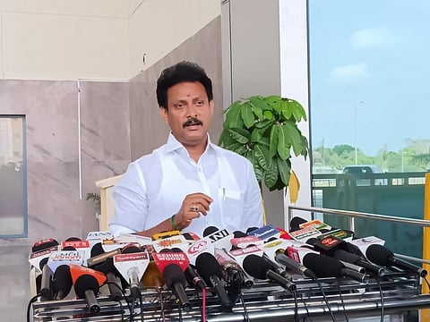 சிபிஎஸ்இ-யின் ஃபெயில் நடவடிக்கையை எதிர்த்து பெற்றோர் குரல் கொடுக்க வேண்டும்: அன்பில் மகேஸ்