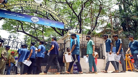 ​நீட் தேர்வில் இருந்து தமிழகத்துக்கு விலக்கு அளிக்க வேண்டும்: பாமக, மார்க்சிஸ்ட் ​வலியுறுத்தல்