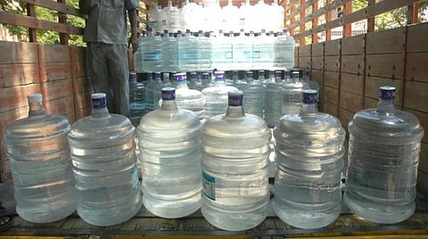 குடிநீர் கேன்களை 30 முறை மட்டுமே பயன்படுத்த வேண்டும்: உணவு பாதுகாப்புத் துறை உத்தரவு