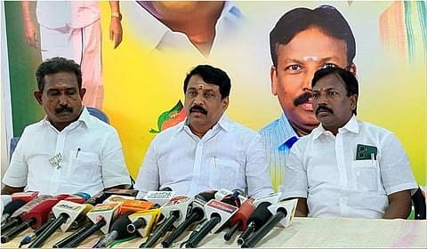 திருநெல்வேலியில் பாஜக மாநிலத் தலைவர் நயினார் நாகேந்திரன் செய்தியாளர்களைச் சந்தித்தார்